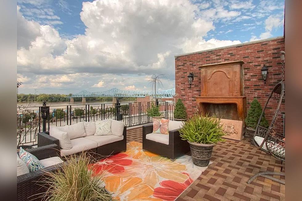 Luxurious Kentucky Condo with Rooftop Deck Has Incredible Views Of The Ohio River and It’s For Sale – See Inside