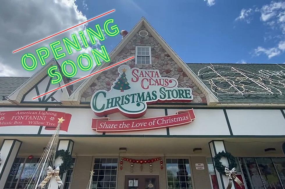 Santa Claus Christmas Store Announces Opening Date