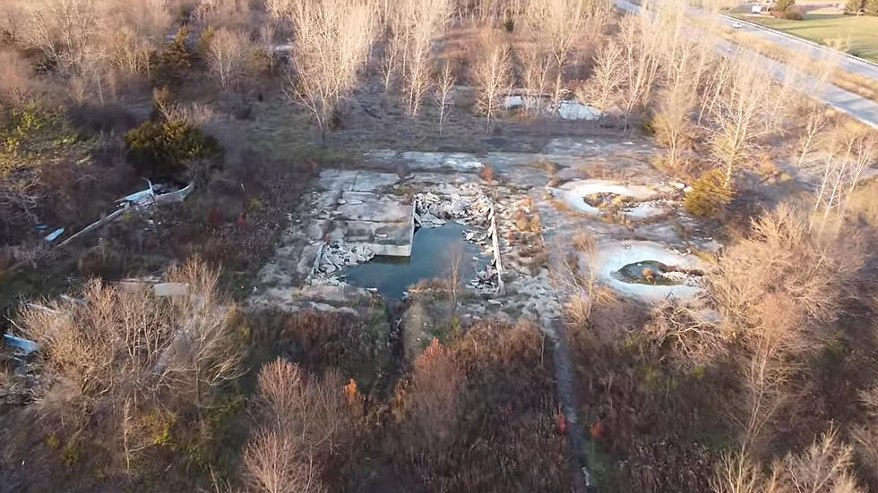Take a Look Inside This Abandoned Indiana Waterpark