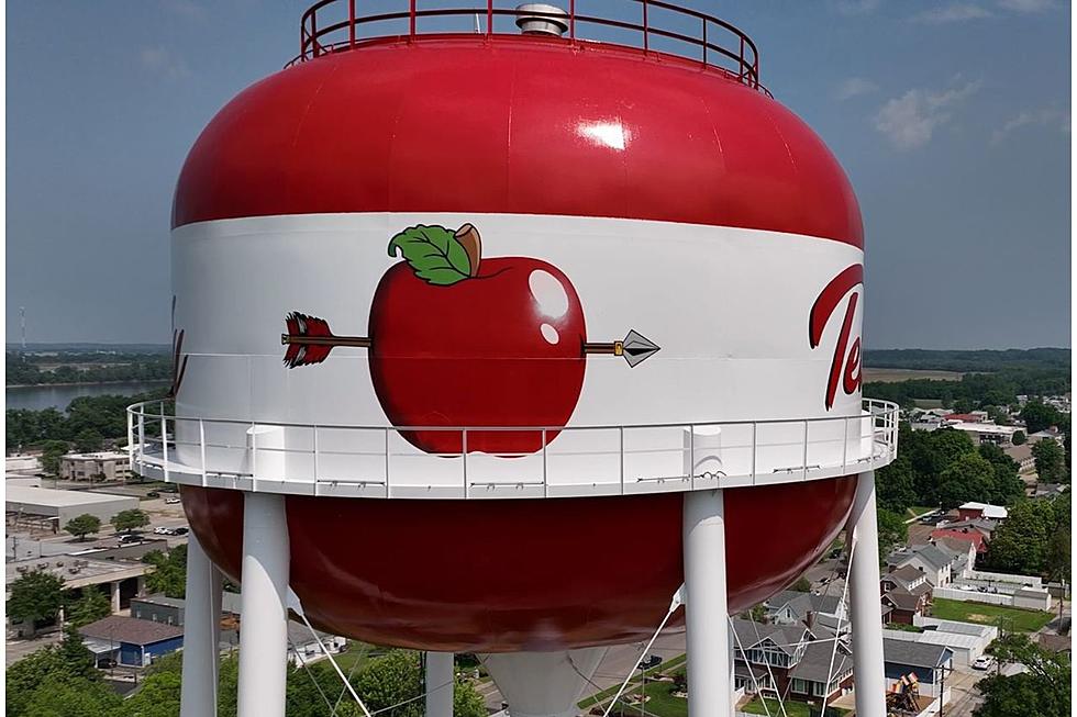 Vote for This Southern Indiana Water Tower to Win ‘Water Tank of the Year’