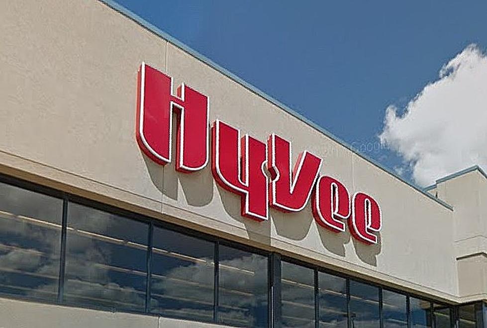 Hy-Vee To Hand Out 3 Million Masks Starting Monday
