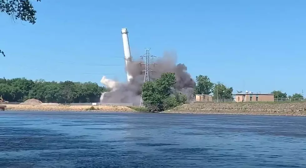 Clinton’s M.L. Kapp Generating Station Controlled Implosion [VIDEO]