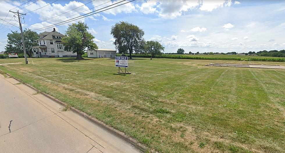 Bettendorf Should Buy This Empty Land From Davenport