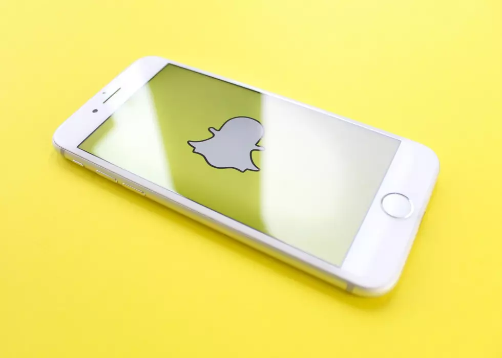 Illinois Snapchat Users: You Could Get Cash in Class Action Suit