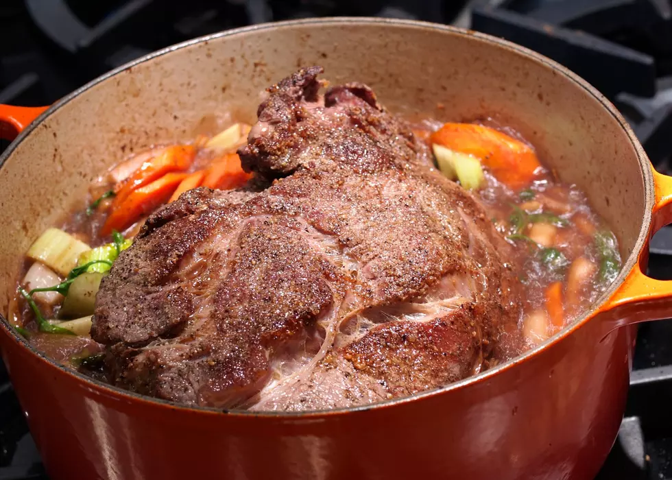 Hy-Vee Has Issued A Recall For These Pot Roast Meals