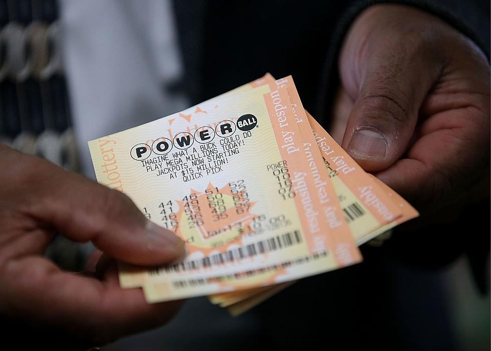 Powerball Jackpot At $725 Million, Iowa Ticket Wins $2 Million