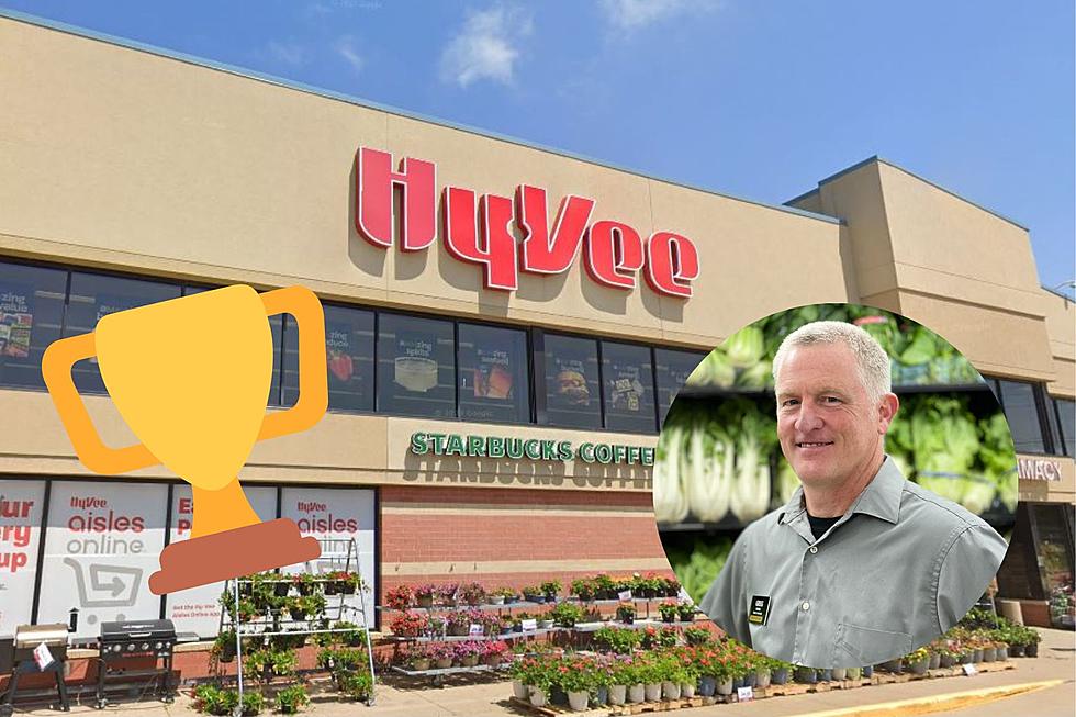 Davenport Hy-Vee Manager Is The Best In The Nation