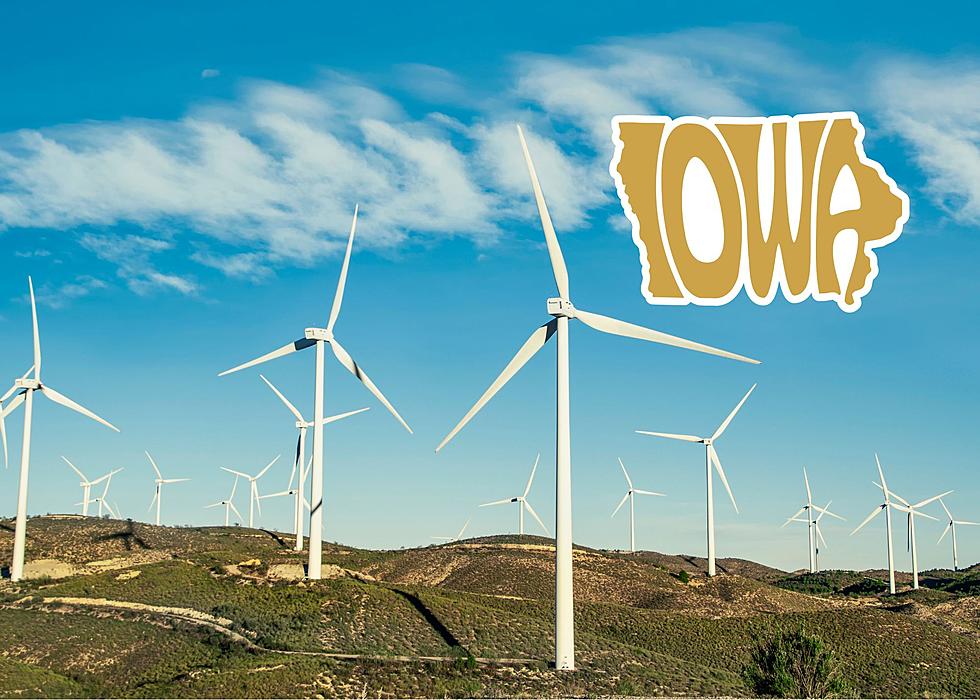 This Is Why Iowa Wind Turbines Are All White