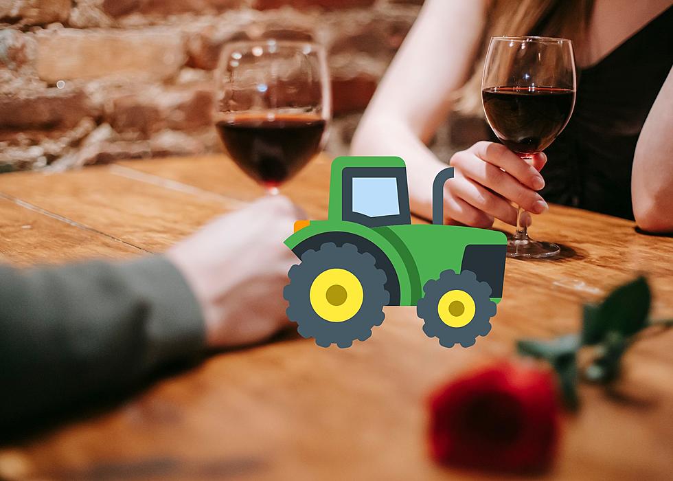 10 Cheesy & Ranchy Nicknames For Your Midwestern Valentine