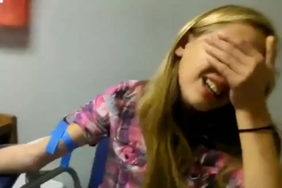 Check out this teen that&#8217;s terrified of needles. [VIDEO]