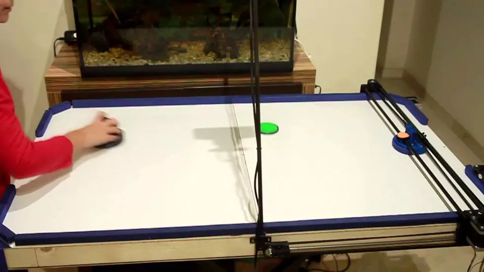 3D printer turned air hockey dominating robot. [VIDEO]