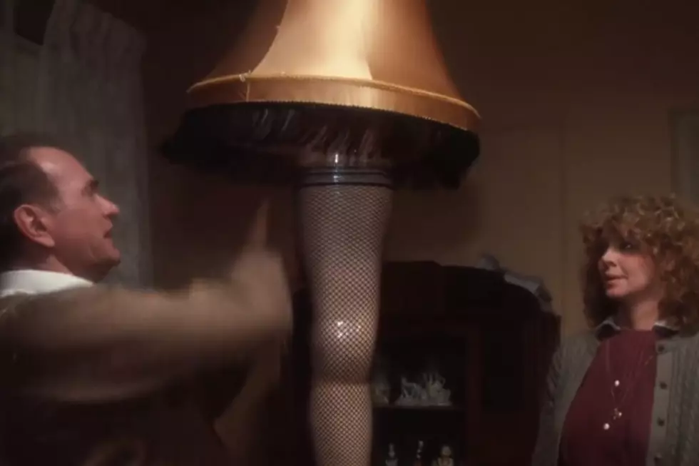 A Guy Turned His Amputated Leg Into a Lamp