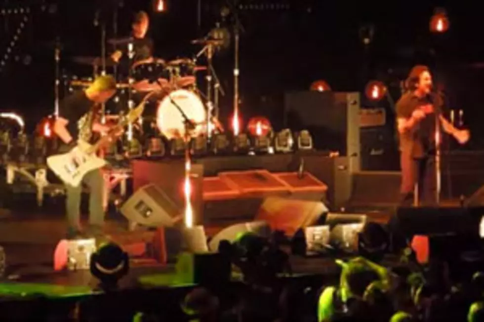 Watch the Whole Pearl Jam Show From the iWireless Center!