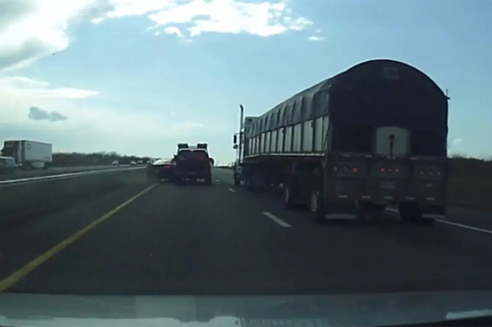 Road-Raging Camaro Causes Big Accident on Highway