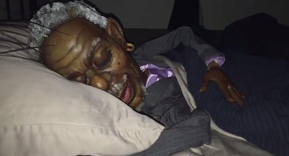 Morgan Freeman Narrates Himself To Sleep