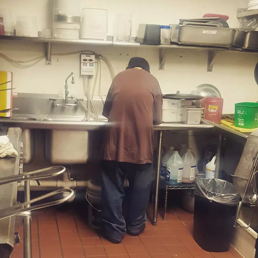 Restaurant Owner Offers Homeless Man Job Instead of Handout