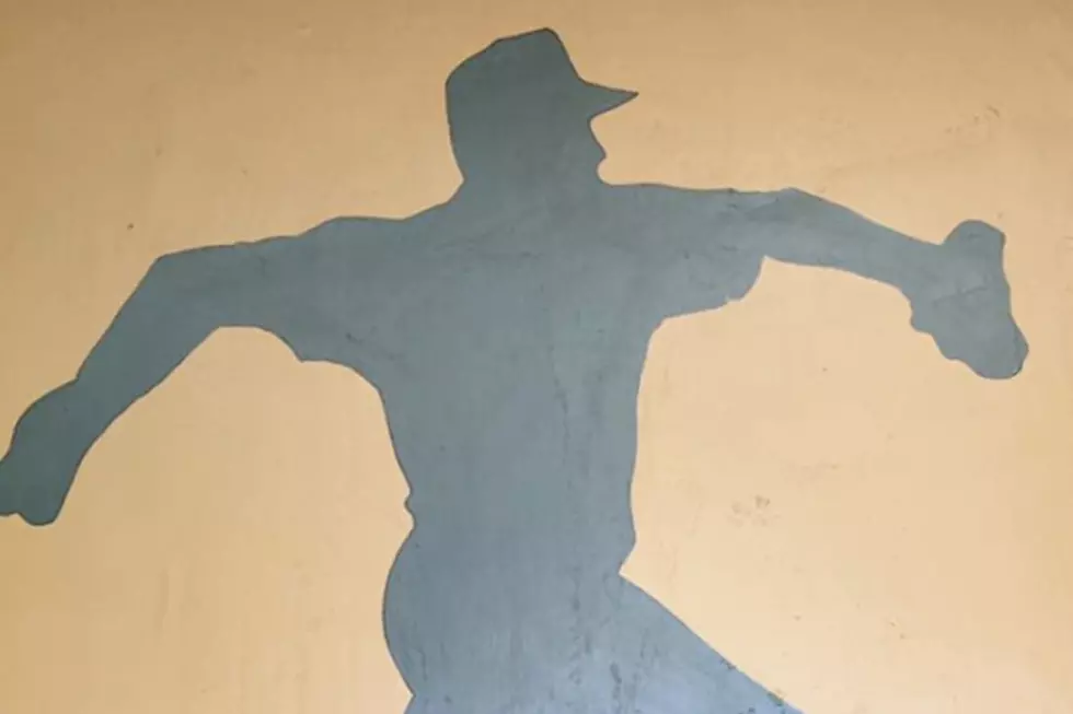 This Baseball Player Painting Is Driving People Crazy