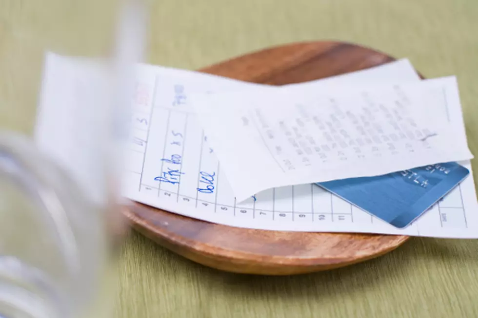 How to Split a Restaurant Bill in Any Situation