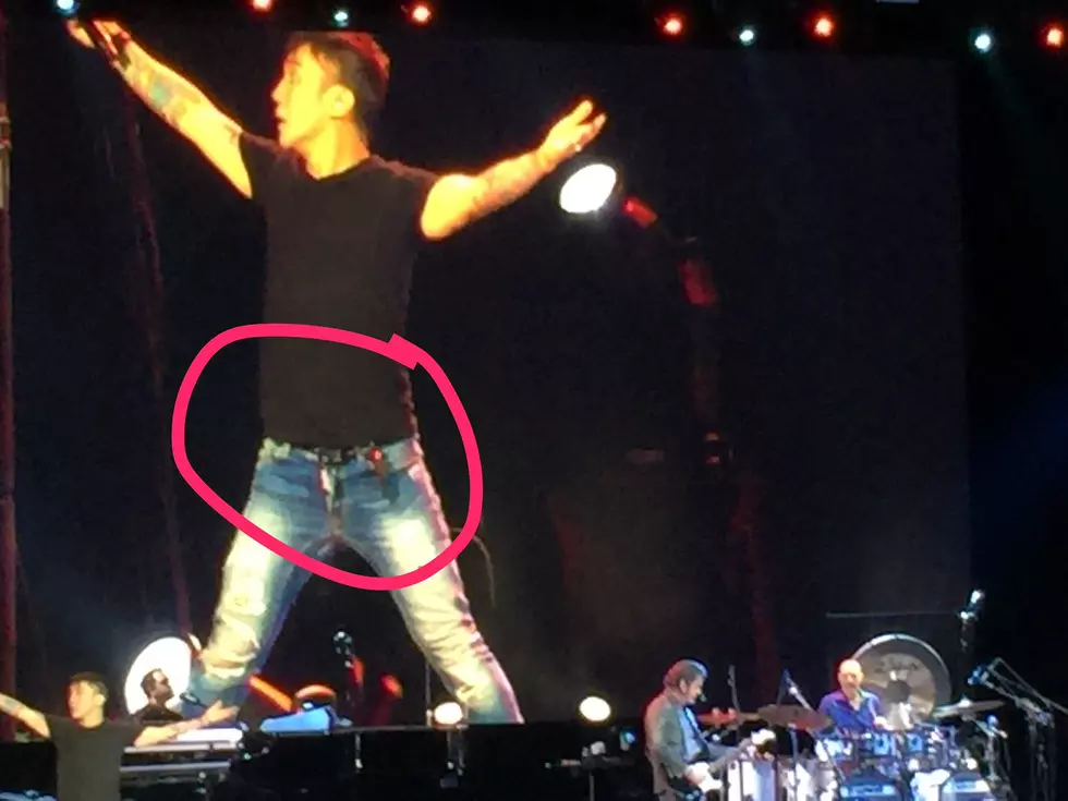 Remember Last Time Journey’s Frontman Played The QC, With His Fly Open?