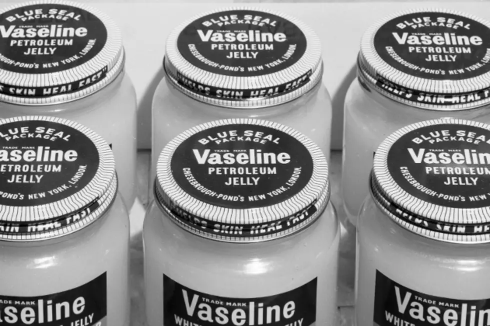 Nearly Nude Driver Covered in Vaseline Pulled Over For Speeding