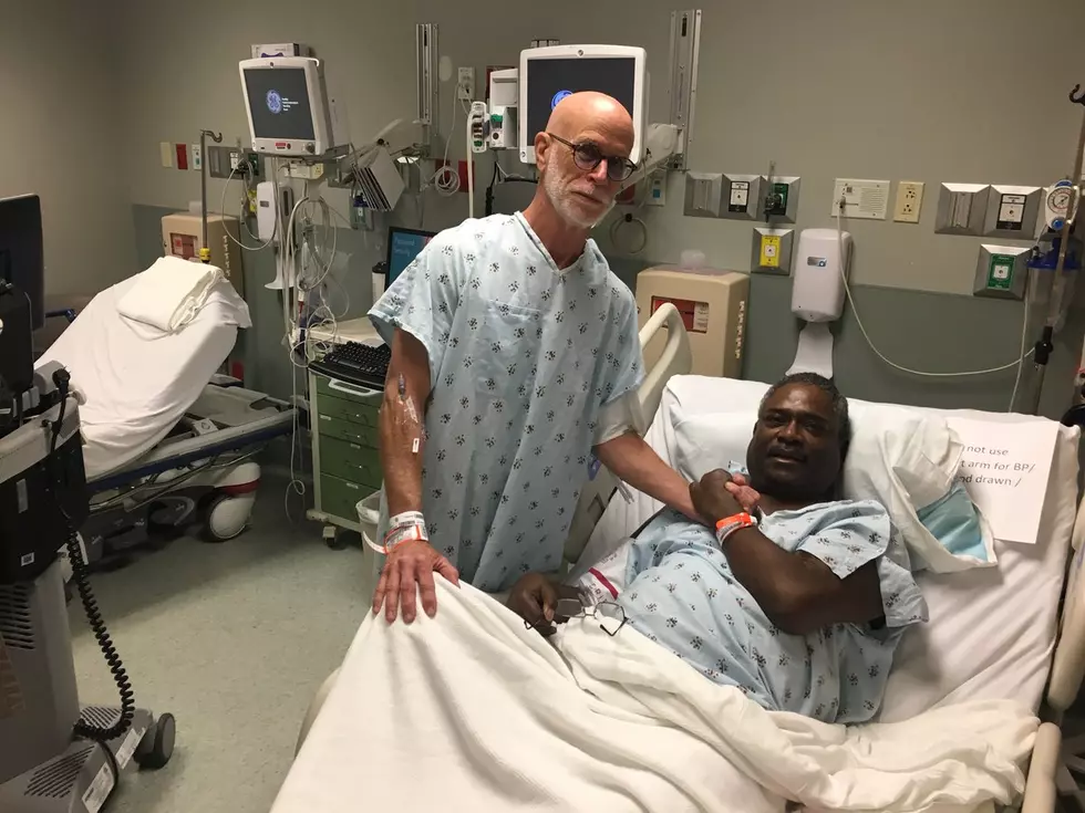 Man Donates Kidney to High School Classmate from 50 Years Ago