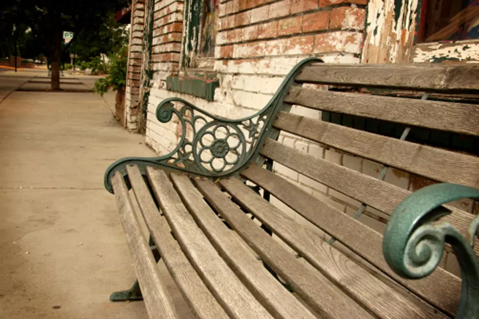 A Poorly-Phrased Park Bench Dedication Has People Talking