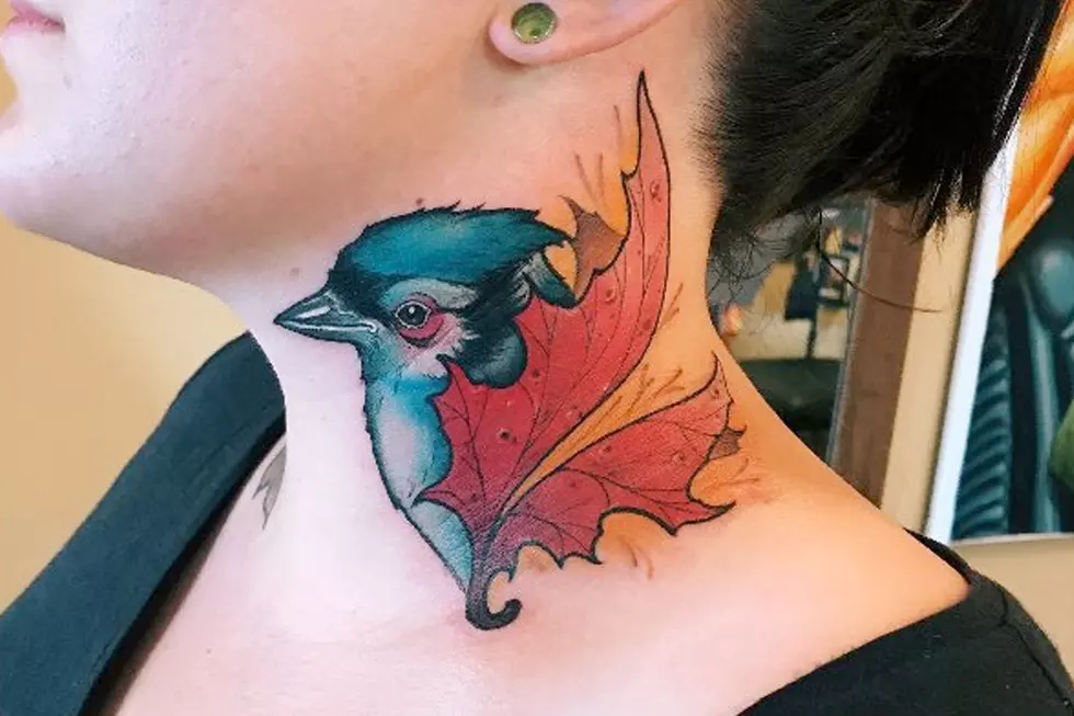 Sentimental Neck Tattoo Turns Out to Be the Toronto Blue Jays Logo