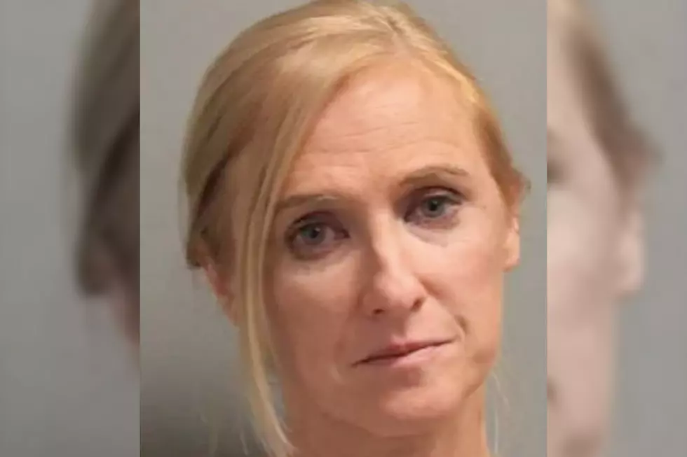 Elementary Teacher Arrested After Drinking Bag of Wine at School