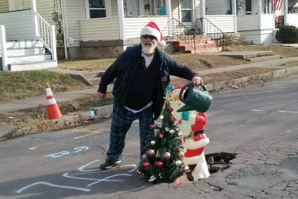 City Fixes Pothole After Resident Puts Christmas Tree in It