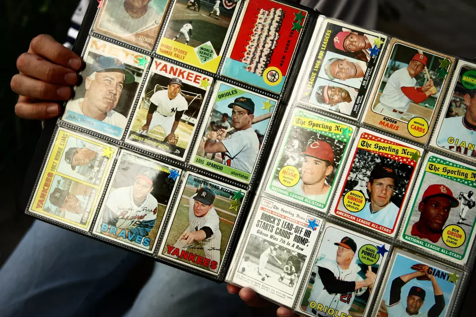 Man Donates 25,000 Baseball Cards to 9-Year-Old Girl Who Lost Her Collection in Wildfire