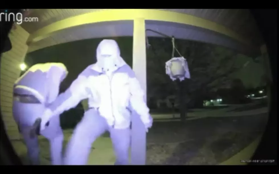 Attempted Burglar Shoots Self Trying to Kick in Door
