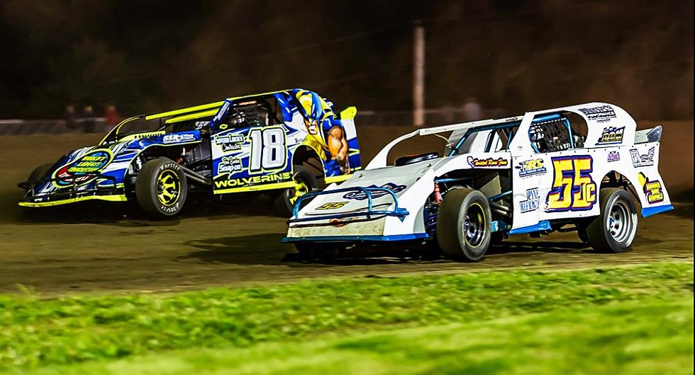 Dirt Track Racing Returns to Davenport This Weekend