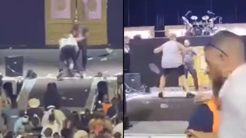 Kid Rock Show Cancelled, Audience Lashed Out, Fan Tackled On Stage