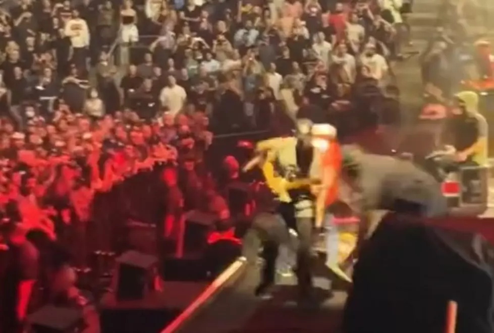 Rage Against The Machine’s Tom Morello Tackled By His Own Security