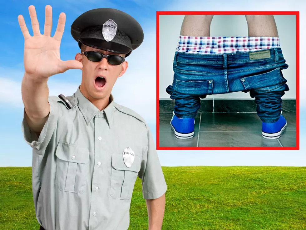 Philadelphia Cop Being Sued Because He Kept Taking Off His Pants In The Office