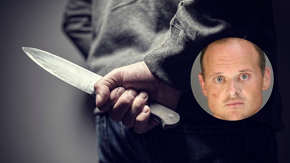 Stabbed Homeowner Pulls Knife Out And Stabs The Trespasser