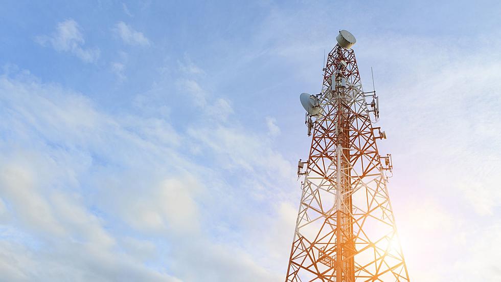 Radio Station Baffled When Their Tower Just… Disappears