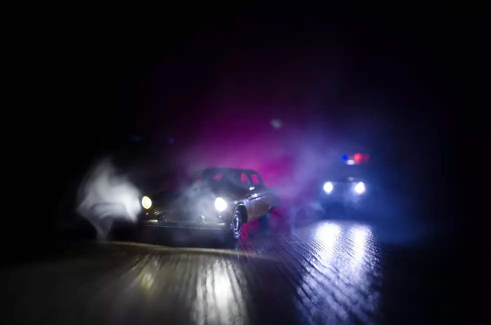 Minnesota Man Tries to Elude Police While Driving 95 MPH On Ice!