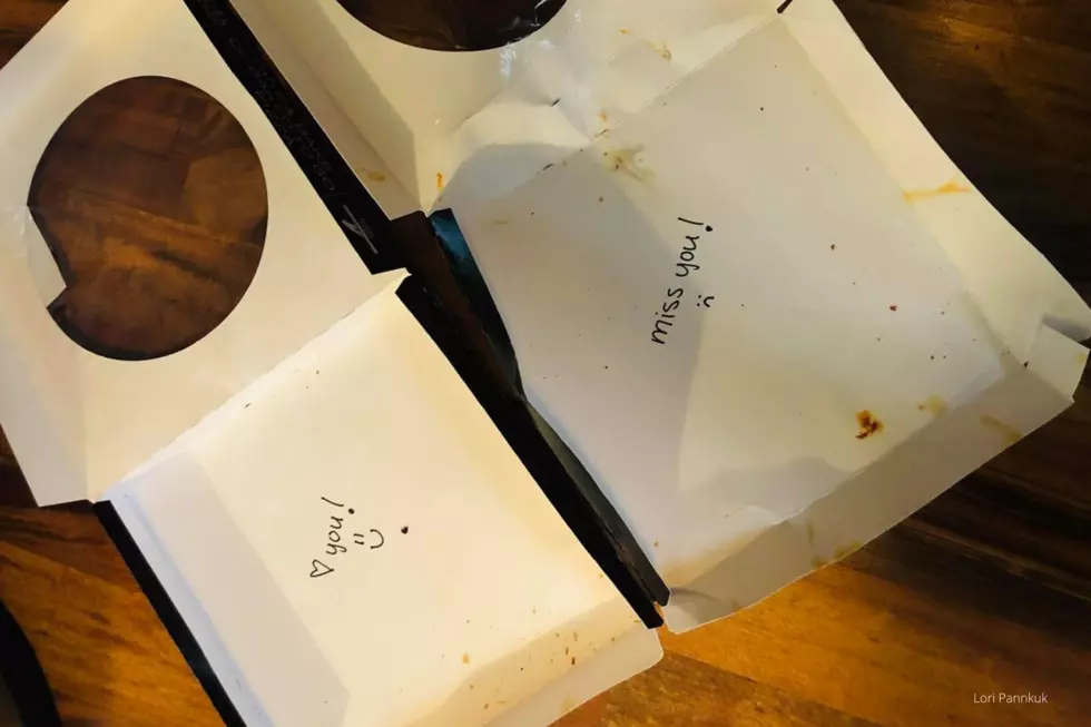 Rochester Family Gets The Best Note Inside A Pizza Box During Covid-19