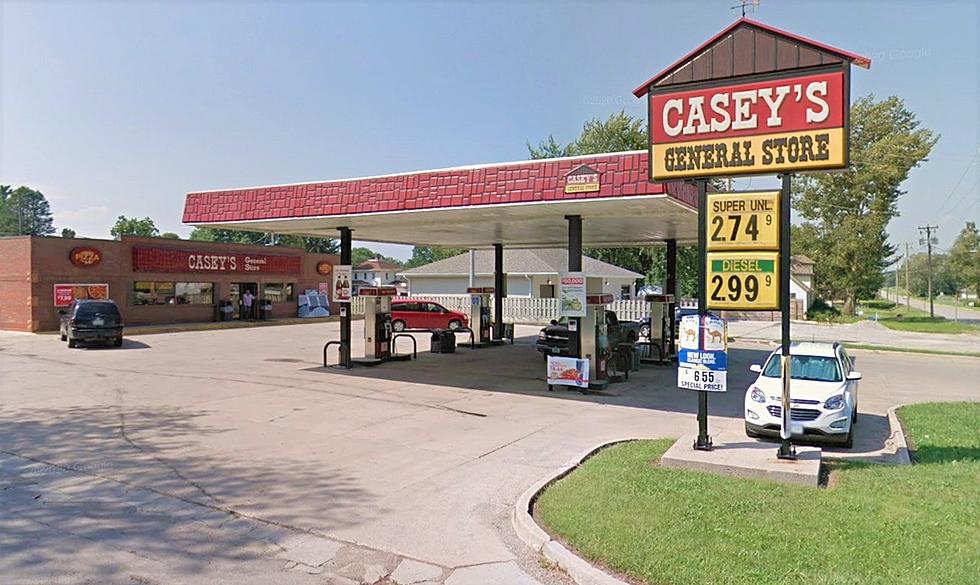Iowa Man Calmly Disarms Robber At Casey's!