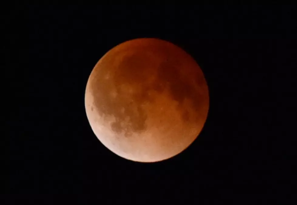 Supermoon Lunar Eclipse: Full &#8216;Blood Moon&#8217; on the &#8216;Harvest Moon&#8217; Sunday evening