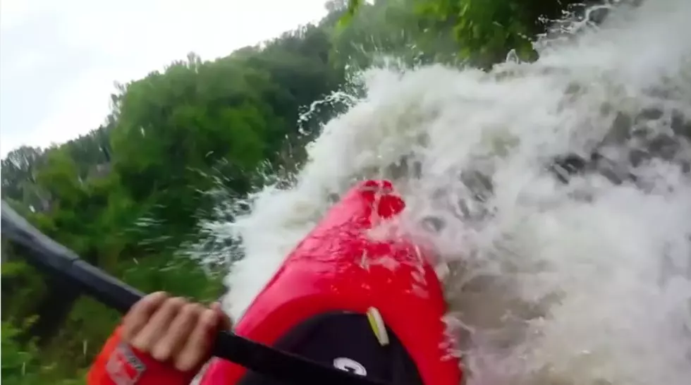 Watch This Guy Go Over Minnehaha Falls in a Kayak