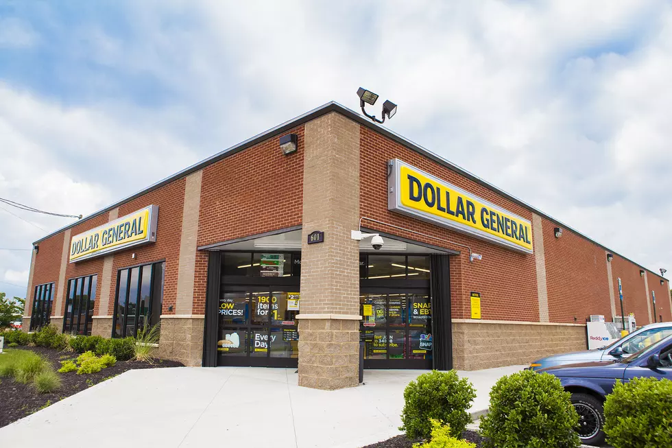 Dollar General Adjusting Operations to Accommodate Seniors