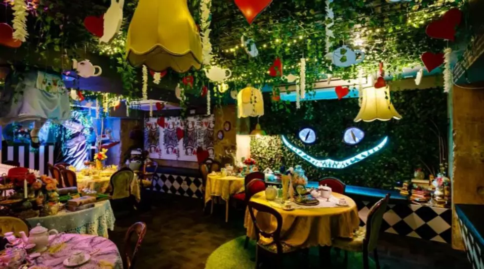 Immersive Alice in Wonderland Cocktail Bar Coming to Minnesota