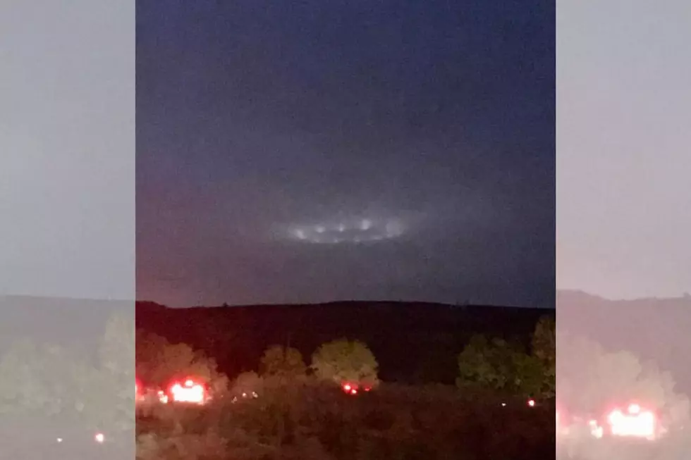 Possible UFO Lights Up Minnesota Sky, We Know What it Really Is