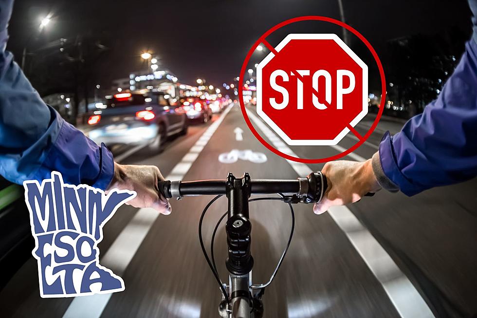 Bicyclists Now Don&#8217;t Have to Stop at Stop Signs According to New Minnesota Law