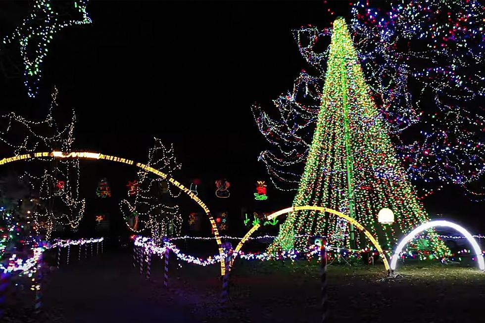 MUST SEE! Amazing Display with 3 Million+ Lights in Wisconsin