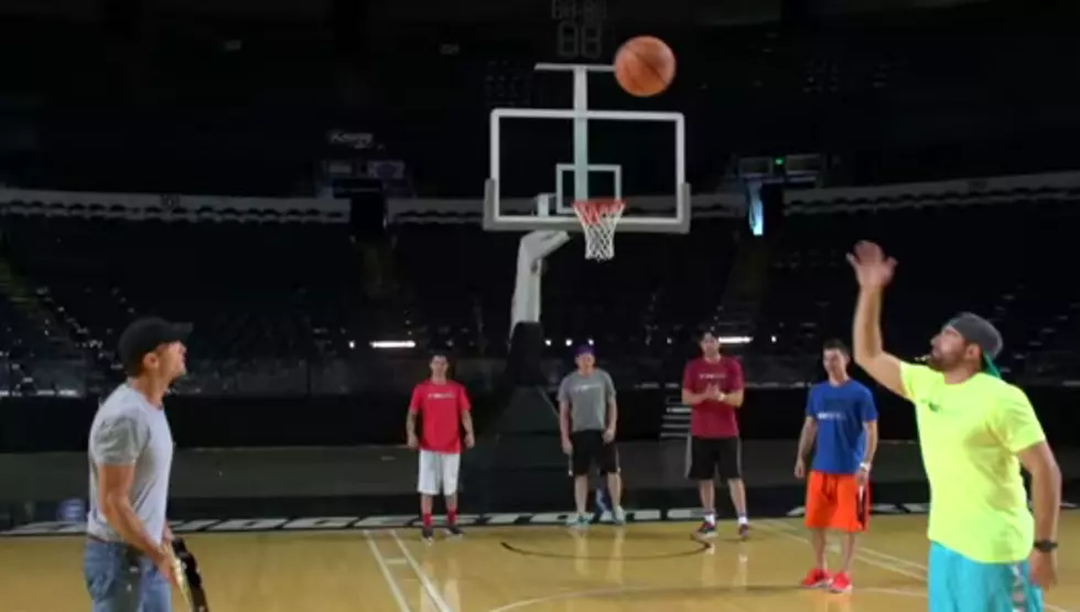Tim McGraw and Dude Perfect &#8211; Basketball Trick Shots (Incredible Video)