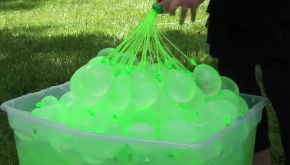 BRILLIANT!  Invention Fills and Ties 100 Water Balloons &#8212; [Video]
