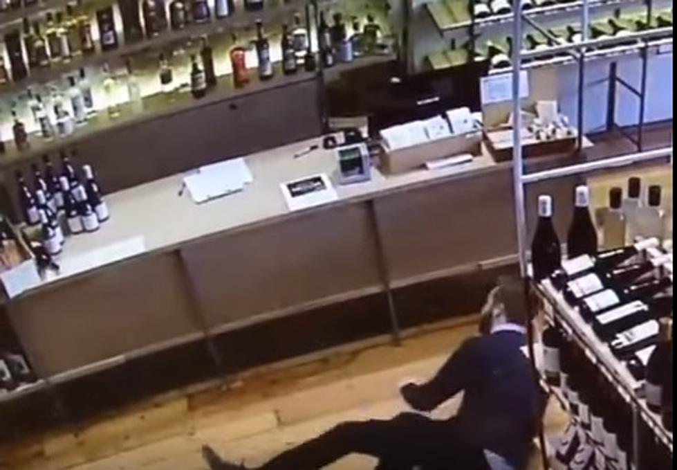 Guy Makes Diving Catch to Save a Bottle of Wine &#8211; [Video]